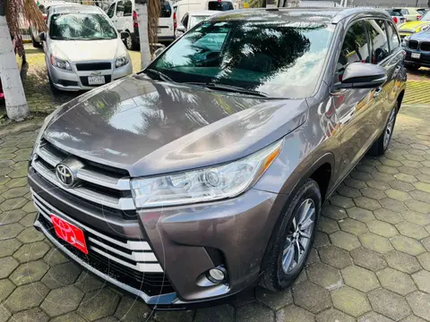 Toyota Highlander XLE usado (2019) color Gris financiado en mensualidades(enganche $104,006 mensualidades desde $9,238)