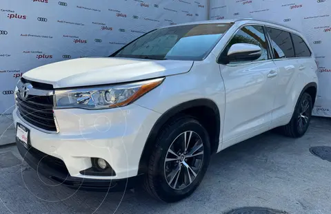 Toyota Highlander XLE usado (2016) color Blanco precio $359,900