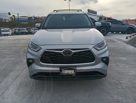 Toyota Highlander Limited Panoramic Roof usado (2020) color plateado precio $580,000