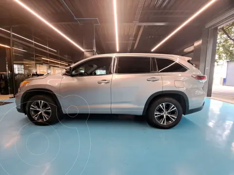 foto Toyota Highlander XLE usado (2016) precio $427,000