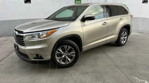 Toyota Highlander XLE usado (2015) color Blanco precio $409,000