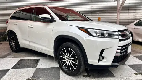 Toyota Highlander Limited usado (2019) color Blanco financiado en mensualidades(enganche $209,000 mensualidades desde $8,979)