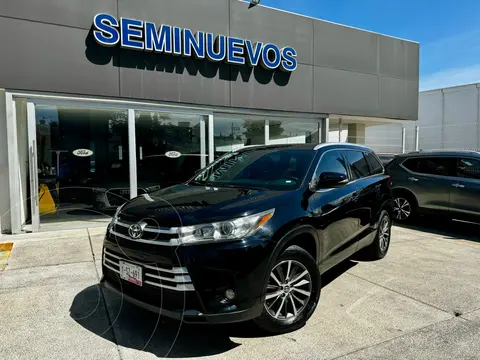 Toyota Highlander XLE usado (2019) color Negro precio $499,000