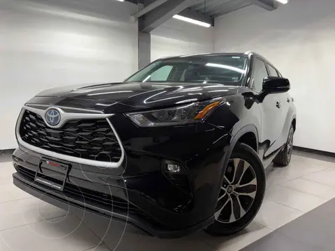 Toyota Highlander XLE usado (2023) color Negro precio $715,000