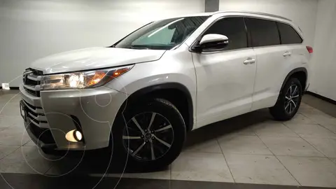 Toyota Highlander XLE usado (2018) color Blanco precio $395,000