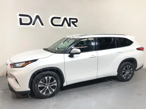 Toyota Highlander XLE usado (2020) color Blanco Perla financiado en mensualidades(enganche $122,000 mensualidades desde $13,465)