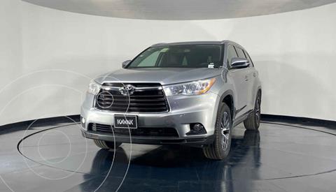 foto Toyota Highlander XLE usado (2016) color Plata precio $427,999