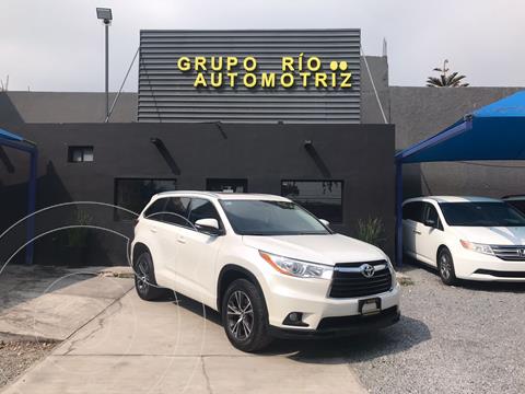 foto Toyota Highlander XLE usado (2016) color Blanco precio $379,000