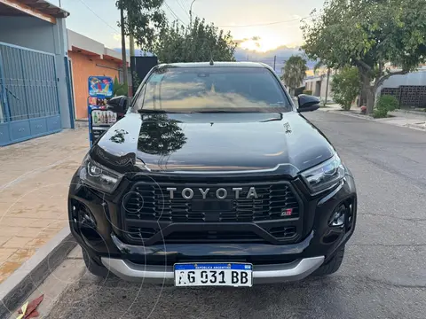 Toyota Hilux GR Sport 4x4 2.8 TDi Aut 4th usado (2023) color Negro precio $64.000.000