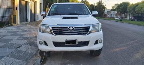 foto Toyota Hilux 3.0 4x2 SRV  DC usado (2012) color Blanco precio $2.790.000