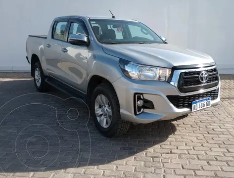 foto Toyota Hilux HILUX L/16 2.8 DC 4X2 TDI SRV usado (2019) color Gris precio $8.500.000
