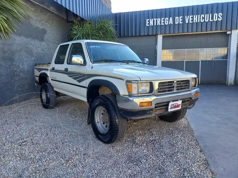 Toyota Hilux HILUX 2.8 D/CAB 4X4 D  SR5 usado (1999) color Blanco precio $14.000.000