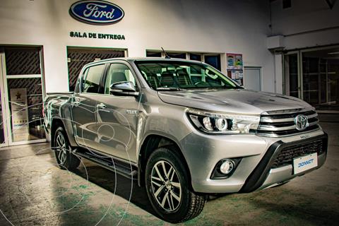 foto Toyota Hilux 2.8 4x4 SRX TDi DC Aut usado (2017) color Plata Metálico precio $5.177.000
