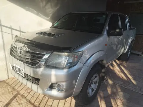 Toyota Hilux 3.0 4x2 SR TDi DC usado (2012) color Gris precio u$s18.500