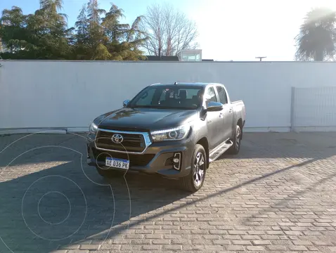 Toyota Hilux HILUX L/20 2.8 DC 4X4 TDI SRX usado (2020) color Gris Oscuro precio $43.000.000