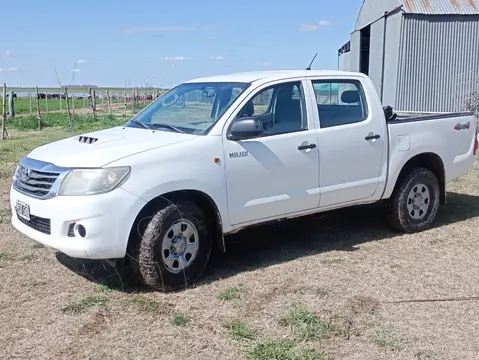 Toyota Hilux 2.5 4x4 DX TDi Pack DC usado (2015) color Blanco precio u$s20.000