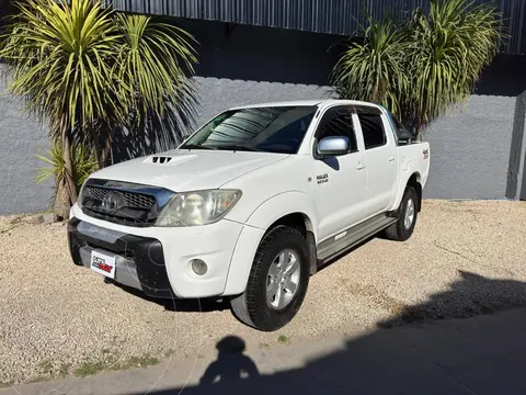 Toyota Hilux HILUX L/05 3.0 DC 4X4 TDI SRV usado (2011) color Blanco precio $29.000.000