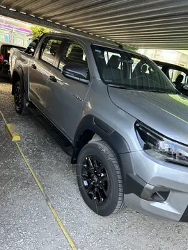 Toyota Hilux 4X4 Cabina Doble Conquest usado (2023) color Gris precio u$s45.000
