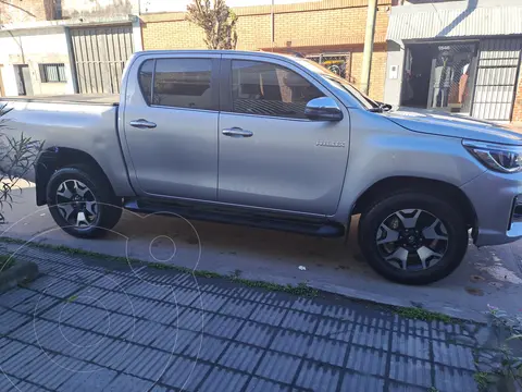 Toyota Hilux 2.8 4x2 SRX TDi DC usado (2019) color Plata Metalico precio $39.000.000