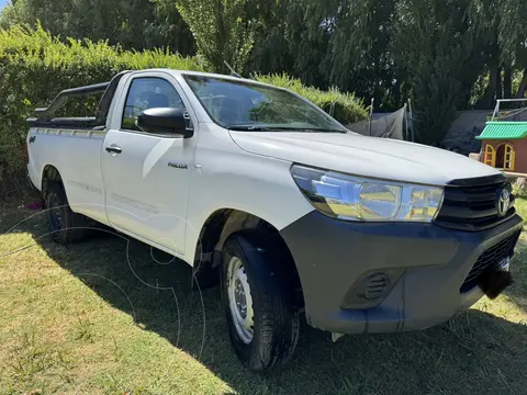 Toyota Hilux 2.4 4x4 DX TDi SC usado (2018) color Blanco precio $24.000.000