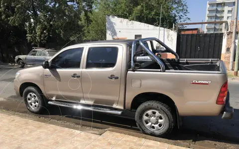 Toyota Hilux 2.5 4x2 DX Pack DC usado (2009) color Beige precio $19.500.000