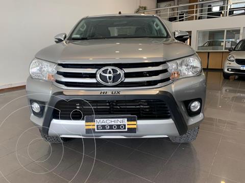 foto Toyota Hilux 2.8 4x2 SRV Pack TDi DC usado (2016) color Gris Claro precio $4.700.000