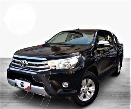 foto Toyota Hilux 2.8D C/D 4x4 Sport Serie Limitada usado (2017) color Negro precio $3.900.000