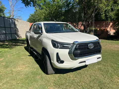 Toyota Hilux 4X4 Cabina Doble SRV 2.8 TDi usado (2023) color Blanco precio u$s34.900