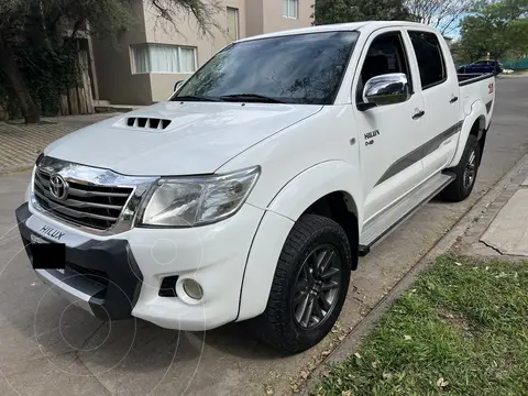 Toyota Hilux 2.5 4x4 DX TDi Pack DC usado (2015) color Blanco precio $28.000.000