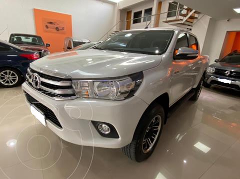 foto Toyota Hilux 2.8 4x4 SRV TDi DC usado (2016) precio $3.400.000