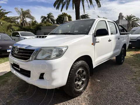 foto Toyota Hilux 2.5 4x4 DX Pack DC usado (2012) color Blanco precio u$s16.000