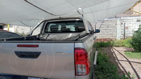 Toyota Hilux 2.4 4x2 DX TDi DC usado (2016) color Gris precio $5.990.000