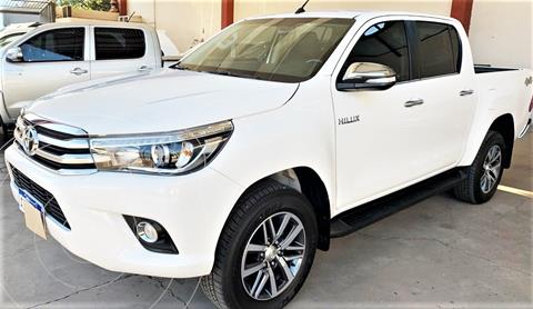 foto Toyota Hilux 2.8 4x4 SRX TDi DC Aut usado (2017) color Blanco precio $8.250.000