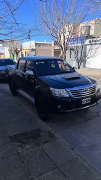 Toyota Hilux 3.0 4x2 SRV TDi DC usado (2015) color Negro precio u$s25.000