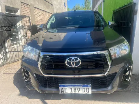 Toyota Hilux 2.8 4x2 SRV TDi DC usado (2020) color Gris Oscuro precio $37.000.000