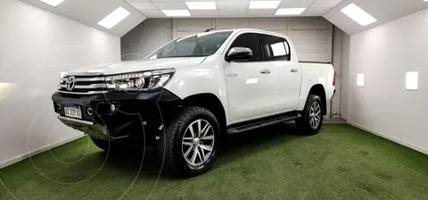 Toyota Hilux 2.8 4x2 SRX TDi DC usado (2018) color Blanco precio $12.800.000