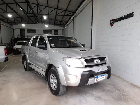 Toyota Hilux 3.0 4x2 SR TDi DC usado (2011) color Plata precio $29.500.000