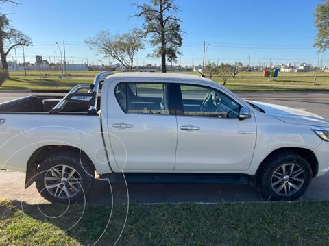 foto Toyota Hilux 2.8 4x4 SRX TDi DC Aut usado (2016) color Blanco precio $4.400.000