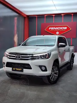 Toyota Hilux 2.8 4x2 SRX TDi DC usado (2018) color Blanco precio $43.000.000