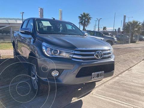 foto Toyota Hilux 2.8 4x4 SRX TDi DC usado (2016) color Gris Oscuro precio $4.840.000