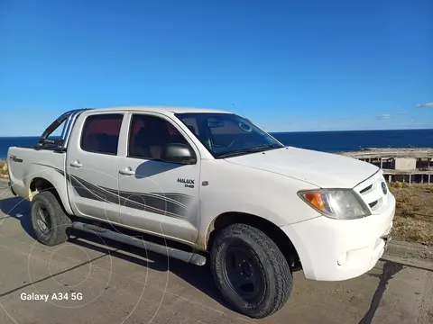 Toyota Hilux 2.5 4x4 DX DC usado (2007) color Blanco precio $19.000.000