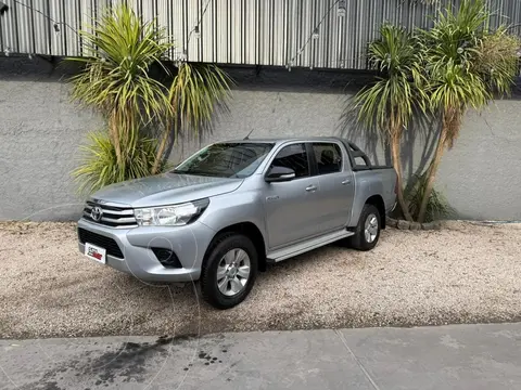 Toyota Hilux HILUX L/16 2.4 DC 4X2 TDI SR usado (2017) color Gris precio $33.600.000