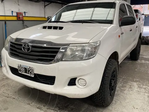 Toyota Hilux 2.5 4x2 DX TDi Pack DC usado (2015) color Blanco precio $22.000.000