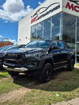 Toyota Hilux 2.8 Dc 4X4 Tdi GR-S III At6 usado (2025) color Negro precio u$s62.000