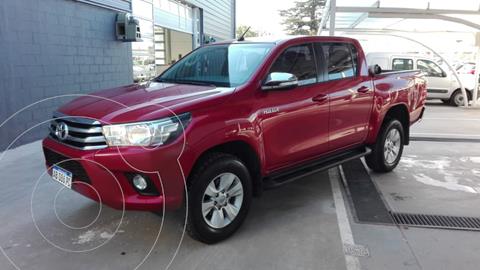 Toyota Hilux 2.8 4x2 SRV Pack TDi DC usado (2017) color Rojo precio $3.810.000