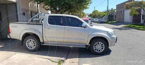 Toyota Hilux 3.0 4x2 SRV TDi DC usado (2014) color Beige precio u$s24.000