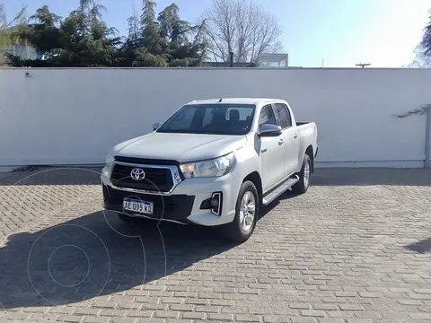 foto Toyota Hilux HILUX L/20 2.8 DC 4X4 TDI SRV usado (2020) color Blanco precio $31.200.000