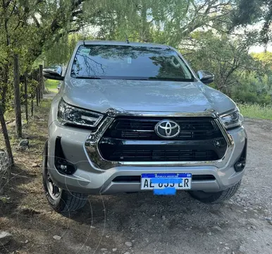 Toyota Hilux 2.8 4x2 SRV TDi DC Aut usado (2021) color Gris precio u$s35.000