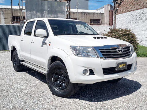 Toyota Hilux 3.0 4x2 SR TDi DC usado (2014) color Blanco precio $2.950.000