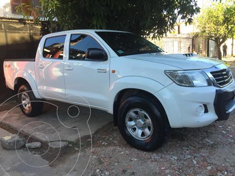 foto Toyota Hilux 3.0 4x4 SR TDi DC usado (2014) color Blanco precio $3.250.000